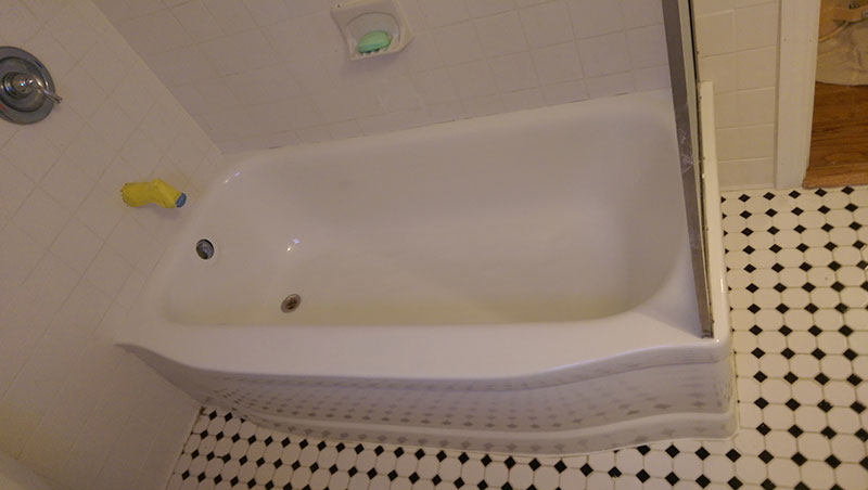 bathtub refinishing - after